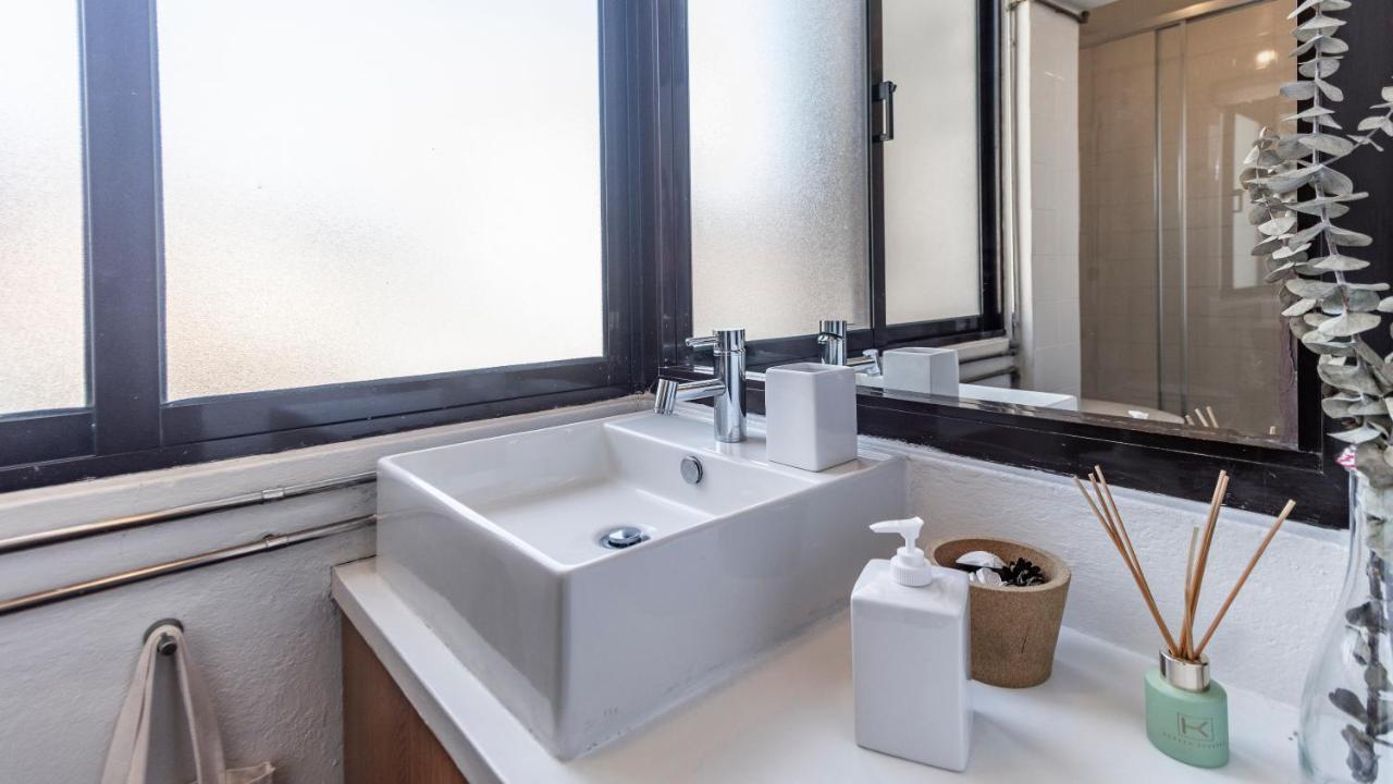 Porto 61 - Bright 2Br W/ Balcony By Lovelystay Kültér fotó