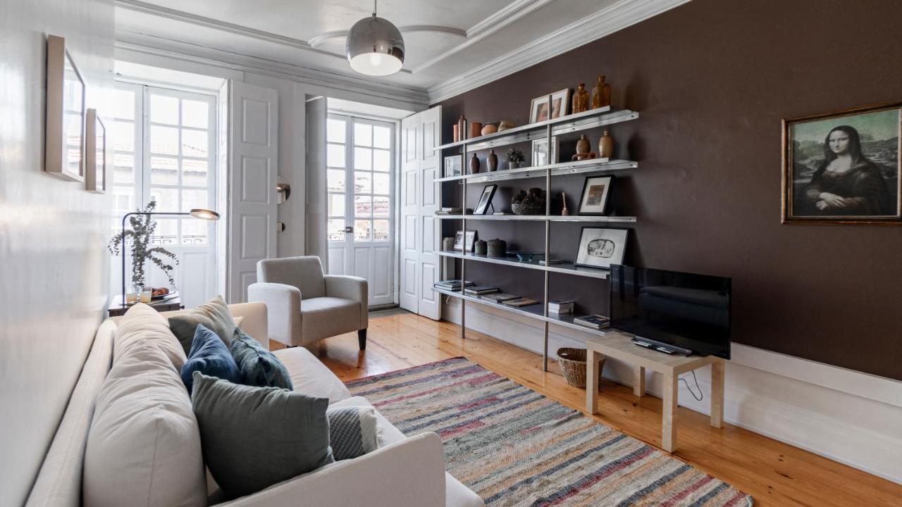 Porto 61 - Bright 2Br W/ Balcony By Lovelystay Kültér fotó